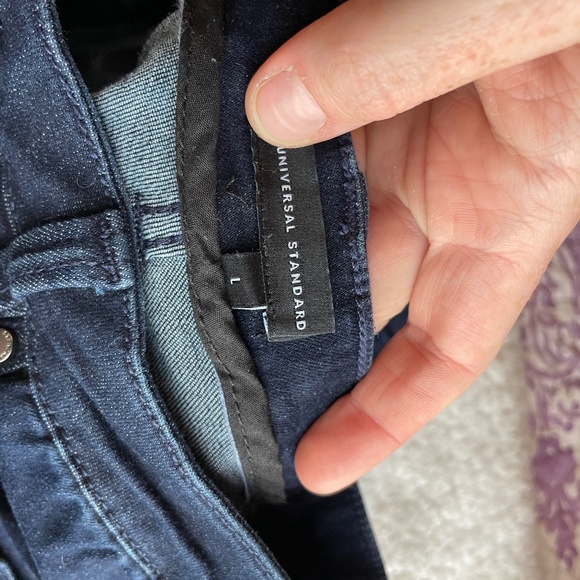 Universal Standard Seine Mid Rise Skinny Jeans, Dark Indigo, Large - Picture 3 of 4